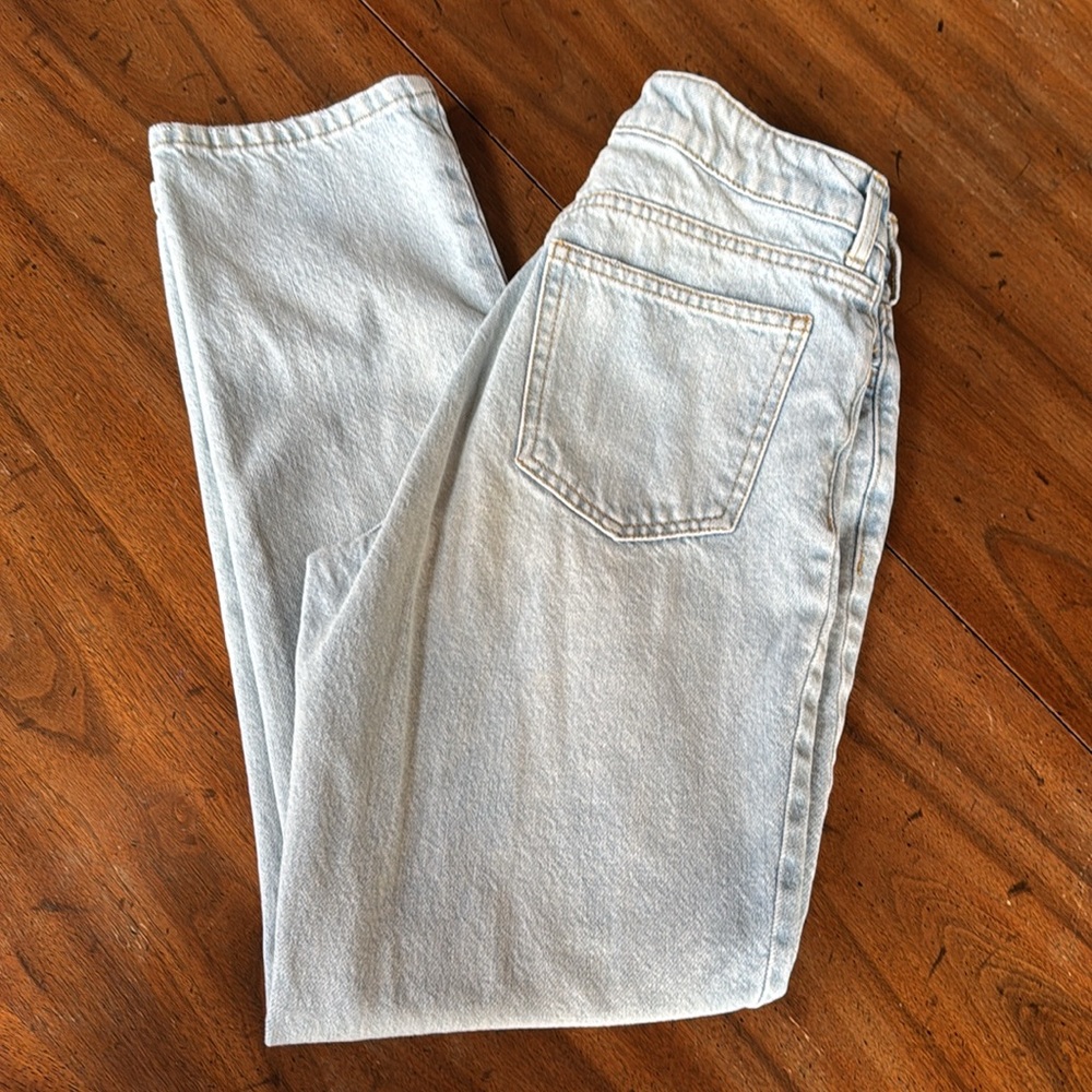 PacSun High Waist Straight Leg Mom Jeans Light Wash Women’s Size 25